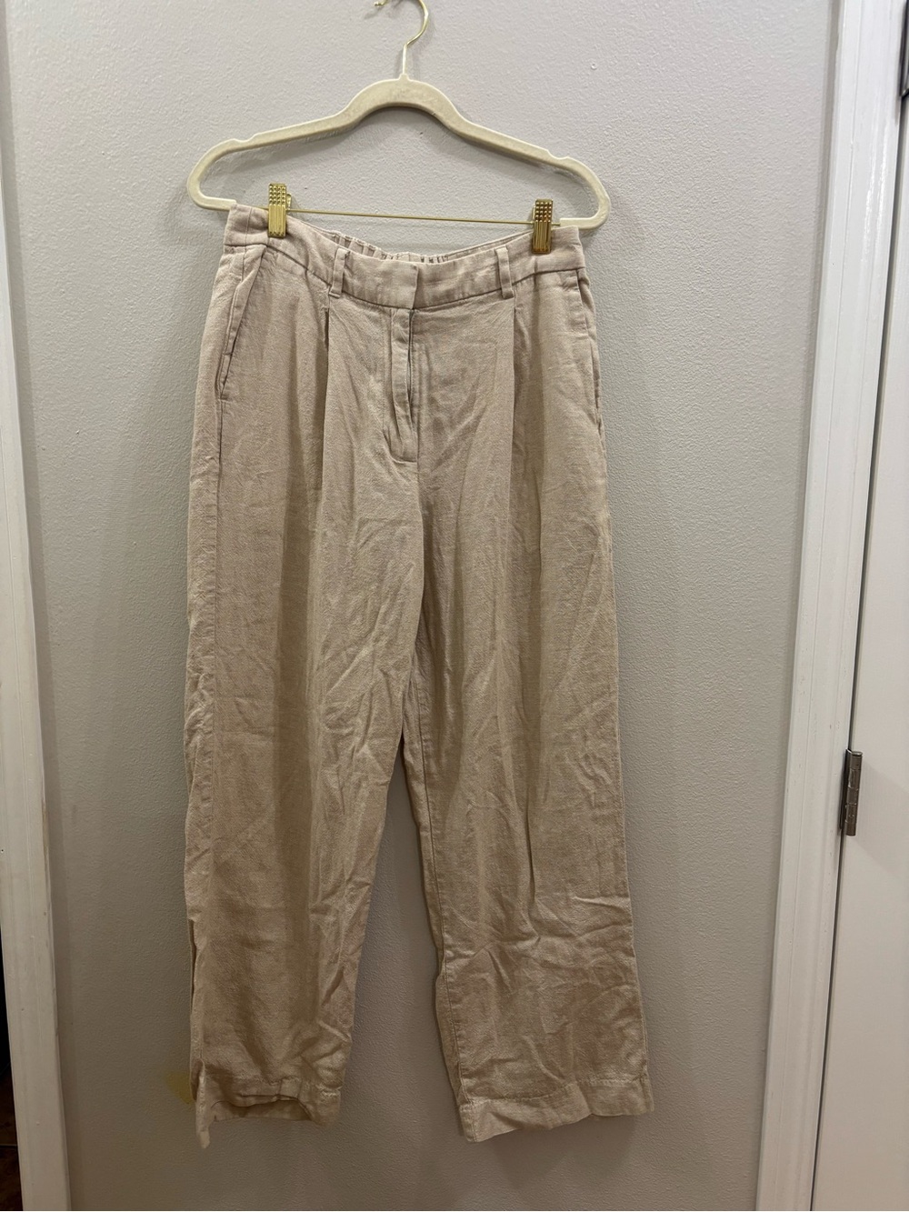 Old Navy Light Beige Pleated linen blend